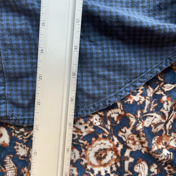 Vintage 90s Cottagecore Embroidered Cat Button-Up – Casey & Max Whimsical Plaid - Picture 7 of 8